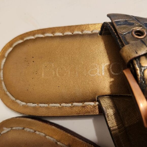 Bernardo Bronze Croc Print Leather Toe Ring w/Buckle Flat Sandals Sz.6 Ret $175 - Picture 5 of 6